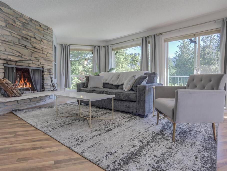 Ski-Mount Hood Charm-Welches,Golf And Ski Resort Condo,W&D, Wifi,Near Woods,Hiking,Fishing Mount Hood Village Eksteriør billede